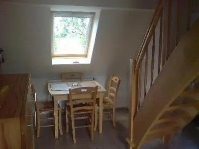3 Apartment *